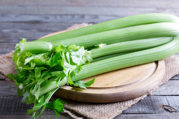 Big celery 1Kg ຜັກເຊເລີລີ່ໃຫຍ່